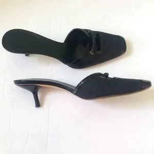 Gucci | Shoes | Gucci Authentic Black Monogram Kitten Heels  display picture 1